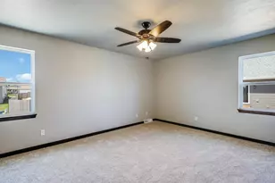 2210 S 19th St, Manitowoc, WI 54220 - Photo 20
