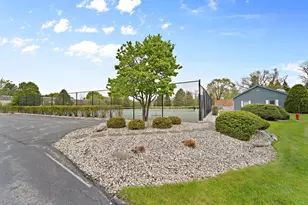 2314 W Dickinson Ct, Mequon, WI 53092 - Photo 26