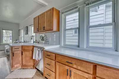 2117 S 77th St, West Allis, WI 53219 - Photo 4