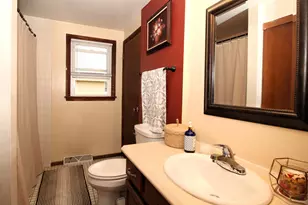 5829 S New York Ave, Cudahy, WI 53110 - Photo 16