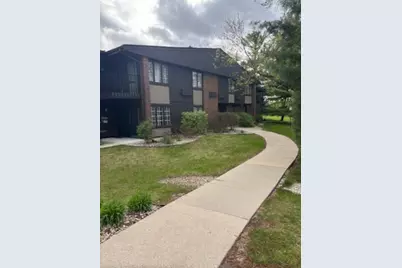 22  Matterhorn Cir #13, Geneva, WI 53147 - Photo 1