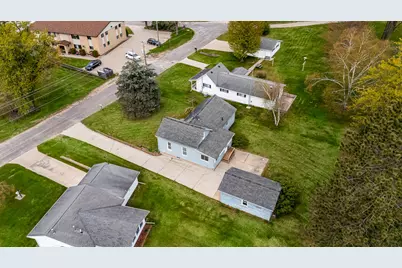 103  Oak St, Necedah, WI 54646 - Photo 32