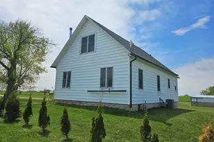 E847 County Rd S, Red River, WI 54217 - Photo 2