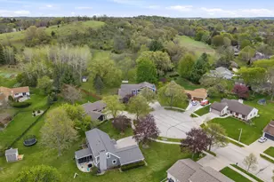 820 Crestwood Dr, Waukesha, WI 53188 - Photo 42