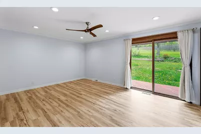 820  Crestwood Dr, Waukesha, WI 53188 - Photo 20
