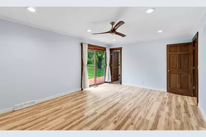 820  Crestwood Dr, Waukesha, WI 53188 - Photo 18