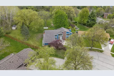 820  Crestwood Dr, Waukesha, WI 53188 - Photo 38