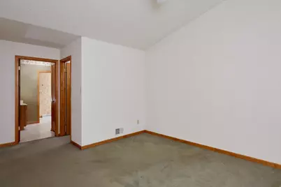 W265N6770  Yarotta Cir, Lisbon, WI 53089 - Photo 16