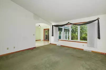 W265N6770  Yarotta Cir, Lisbon, WI 53089 - Photo 6