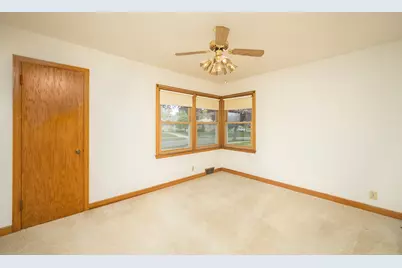 3170 S 36th St, Milwaukee, WI 53215 - Photo 6