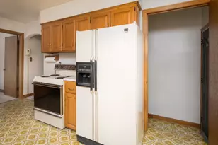 3170 S 36th St, Milwaukee, WI 53215 - Photo 12