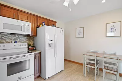 2704  Dwight St, Racine, WI 53403 - Photo 10