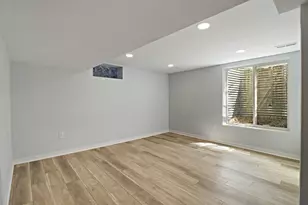 1237 Virginia St, Racine, WI 53405 - Photo 18