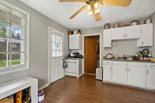 N1137 Spruce Rd, Bloomfield, WI 53128 - Photo 2
