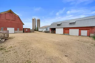 W9650 Creek Rd, Darien, WI 53114 - Photo 48