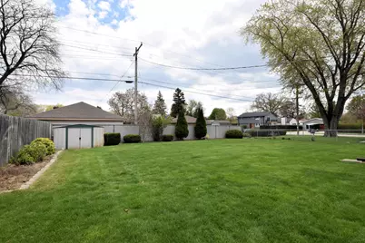3307  Erie St, Racine, WI 53402 - Photo 18