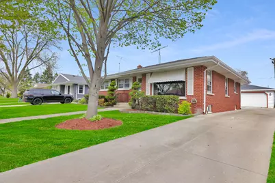 1615  17th Ave, Kenosha, WI 53140 - Photo 4