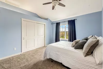 W193N5790  Canary Dr, Menomonee Falls, WI 53051 - Photo 14