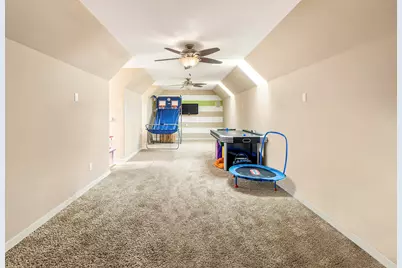 W193N5790  Canary Dr, Menomonee Falls, WI 53051 - Photo 18