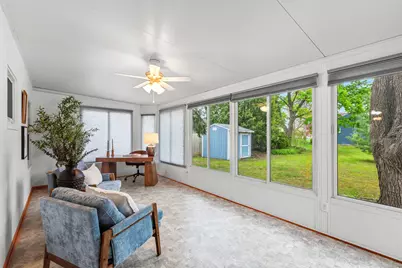 811 N Hine Ave, Waukesha, WI 53188 - Photo 14