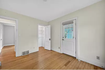112  14th St, La Crosse, WI 54601 - Photo 16