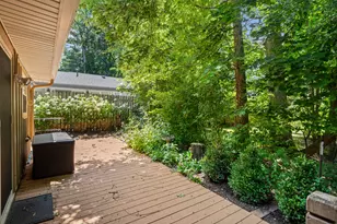 1010 Jenkins Dr, Fontana, WI 53125 - Photo 54