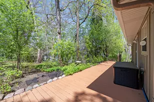 1010 Jenkins Dr, Fontana, WI 53125 - Photo 22