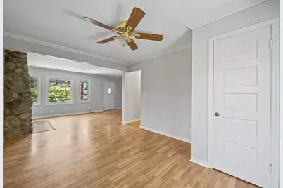 1010  Jenkins Dr, Fontana, WI 53125 - Photo 10