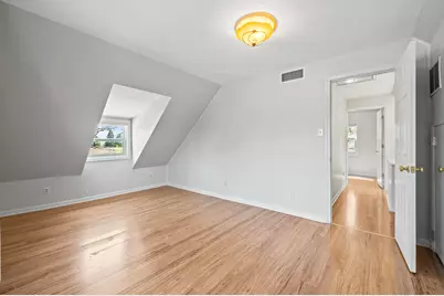 1010  Jenkins Dr, Fontana, WI 53125 - Photo 36