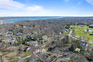 1010 Jenkins Dr, Fontana, WI 53125 - Photo 52