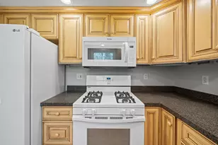 1010 Jenkins Dr, Fontana, WI 53125 - Photo 16