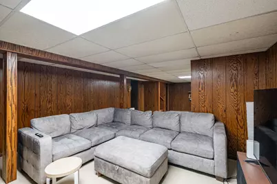2204  Savoy Cir, Racine, WI 53404 - Photo 26