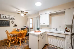 2204 Savoy Cir, Racine, WI 53404 - Photo 8