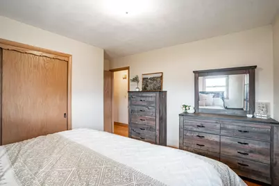 2204  Savoy Cir, Racine, WI 53404 - Photo 16