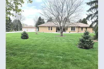 W292N6880  Dorn Rd, Merton, WI 53029 - Photo 2