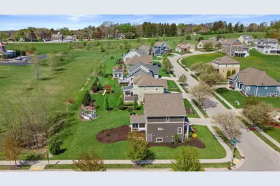 3003  Nostalgic Ct, Richfield, WI 53033 - Photo 40