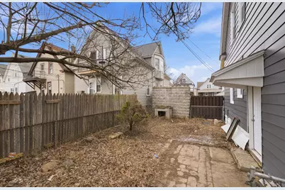 2827 W Grant St, Milwaukee, WI 53215 - Photo 18