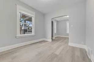 2827 W Grant St, Milwaukee, WI 53215 - Photo 4