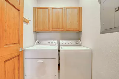 1048  Quinlan Dr #C, Pewaukee, WI 53072 - Photo 28