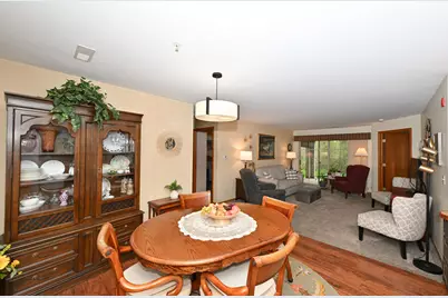 18430  Emerald Dr #B, Brookfield, WI 53045 - Photo 10