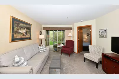 18430  Emerald Dr #B, Brookfield, WI 53045 - Photo 14