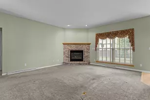 4721 W Whitetail Ct, Manitowoc, WI 54220 - Photo 10