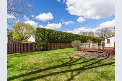 4721 W Whitetail Ct, Manitowoc, WI 54220 - Photo 6