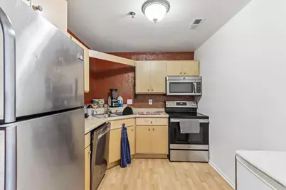 12765 W Hampton Ave #103, Butler, WI 53007 - Photo 12