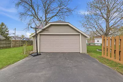 110  Hein Ave, Plymouth, WI 53073 - Photo 32