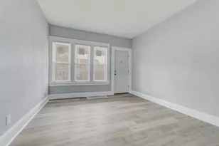926 S 35th St, Milwaukee, WI 53215 - Photo 4