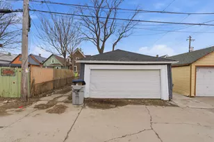 926 S 35th St, Milwaukee, WI 53215 - Photo 22