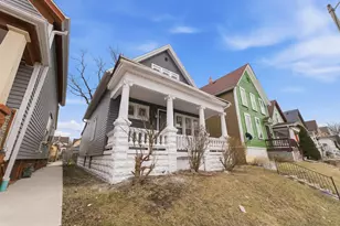 926 S 35th St, Milwaukee, WI 53215 - Photo 1