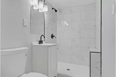 926 S 35th St, Milwaukee, WI 53215 - Photo 12