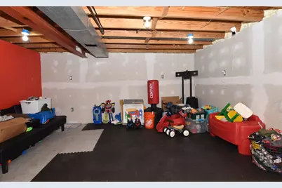 1721  Stoddard Cir, Racine, WI 53406 - Photo 24